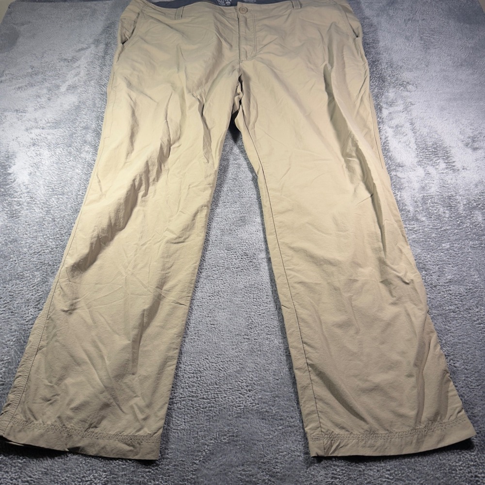 Mountain Hardwear Mens 42x32 Nylon Hiking Pants Khaki Straight Leg RN 69724